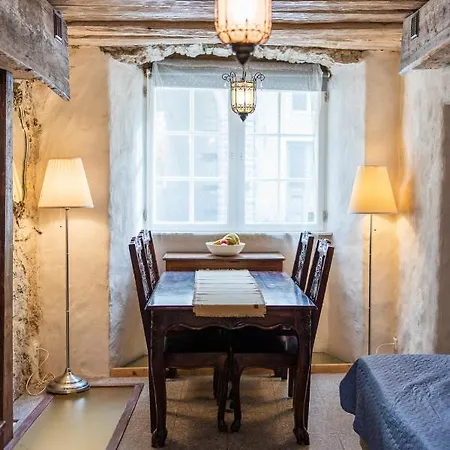 Historic Old Town Apartmán *