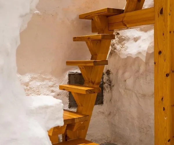 Kgb Bunker In The Old Town Appartement Tallinn