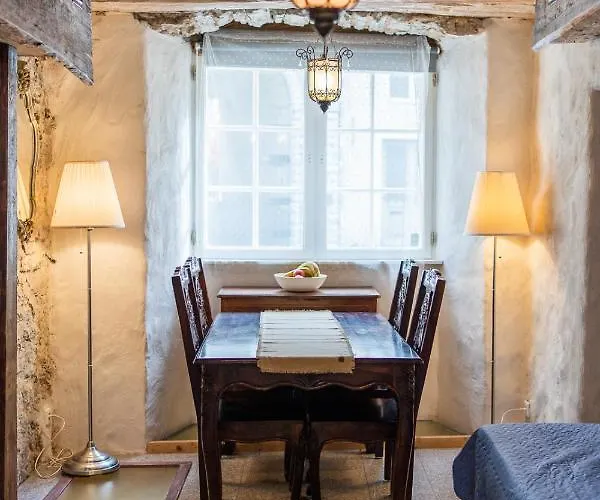 Kgb Bunker In The Old Town Appartement *